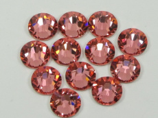 Стразы Swarovski 2058 SS 5 ROSE PEACH (144 шт)