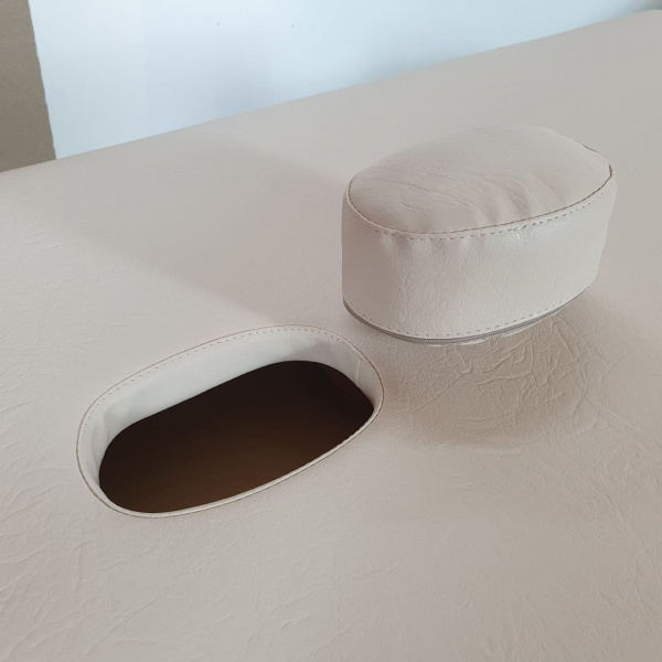 Заглушка на вырез кушетки кожзам, (черная)* - «Bloom»