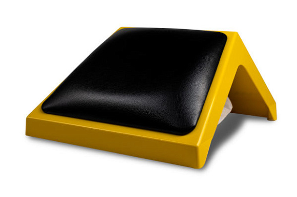 Пылесос настольный MAX Ultimate 7 (желтый с черной подушкой) 76 ватт